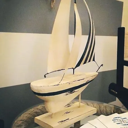 L'approdo Dell'ammiraglio Гостьовий будинок 3*