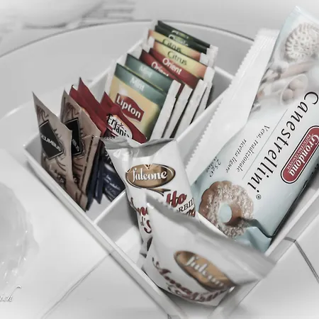 L'approdo Dell'ammiraglio Гостьовий будинок Ла-Спеція