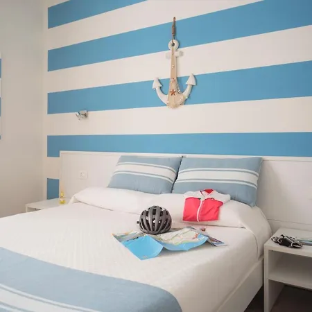 L'approdo Dell'ammiraglio Гостьовий будинок Ла-Спеція