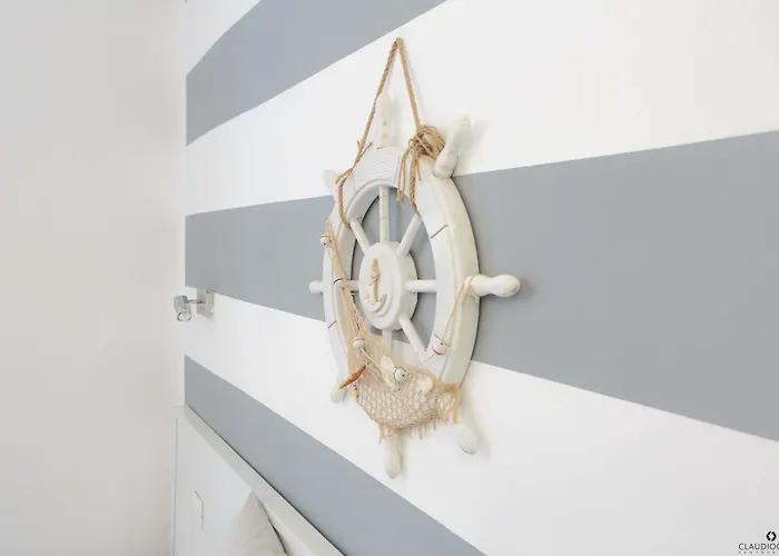 L'approdo Dell'ammiraglio Pensión La Spezia