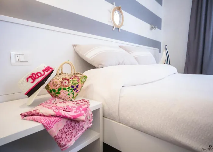 L'approdo Dell'ammiraglio Pensión 3*